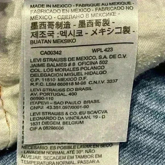 Levi 501’s women’s distressed straight leg button  fly jeans size 26 - Picture 10 of 14